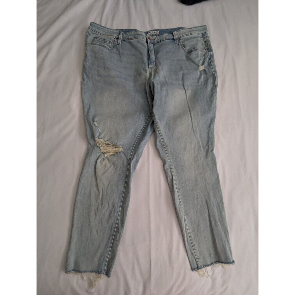 Ava & Viv Women's Jeans Plus Size 24W Light Wash Distressed Tapered Leg Raw Hem